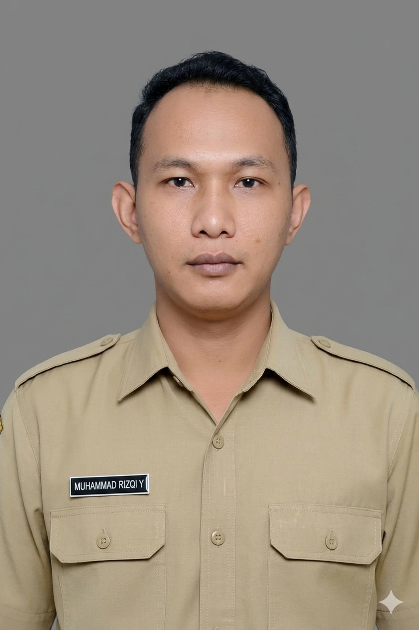 Muhammad Rizqi Yusron, S.Tr.Kom.